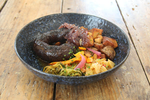 Recette gourmande : le boudin noir et sa compotée de légumes par Arthur et Ekain