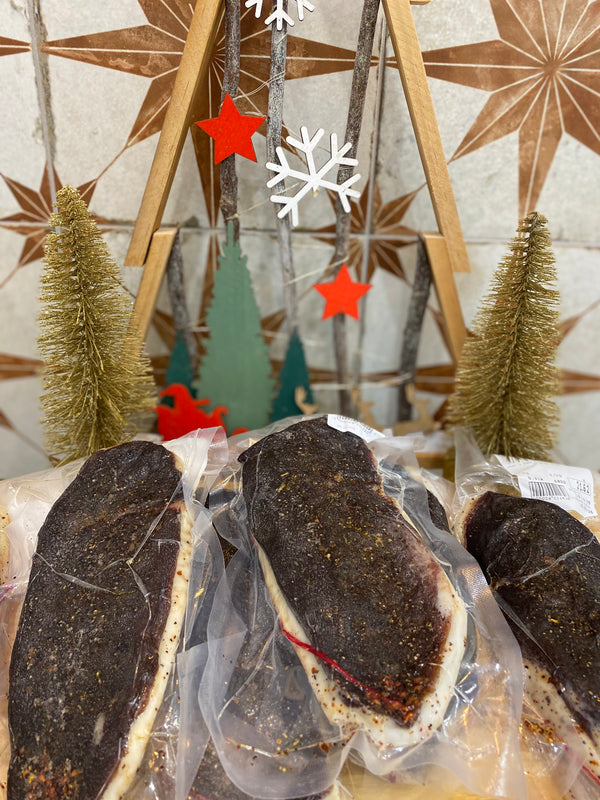 Magret de canard séché au carcadet de noël